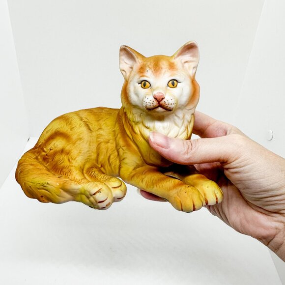 SOLD Vintage Porcelain Aldon Life Like Cat Orange Ginger Tabby Painted Hallmark - Picture 2 of 7